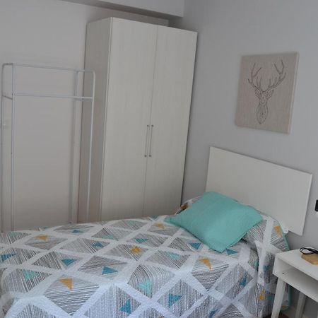 Inmoinsuas Yoana Home Sarria Kültér fotó