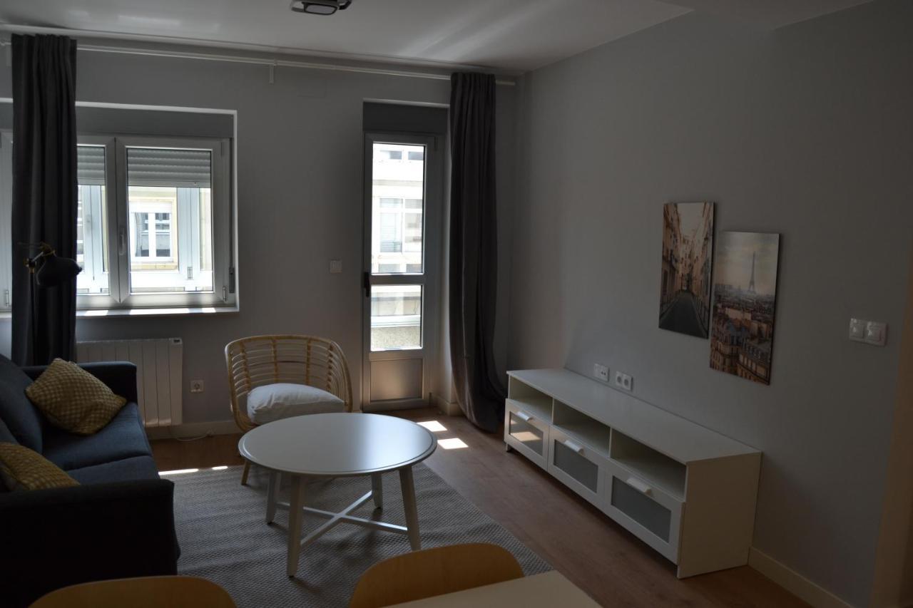 Inmoinsuas Yoana Home Sarria Kültér fotó